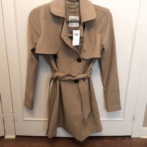 NWT Abercrombie trench coat